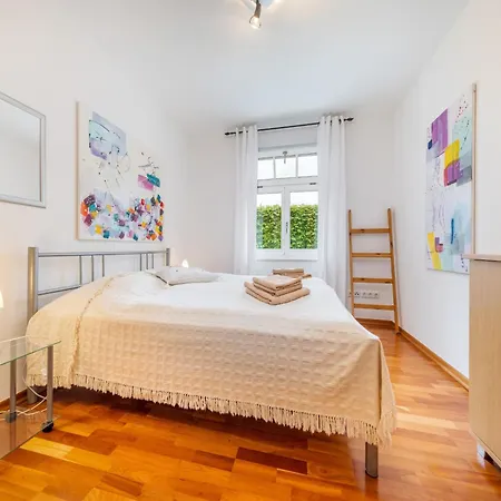 Apartman Eg - Ruegenbrise Am Wasser Mit 2 Baedern Garz (Rugen)