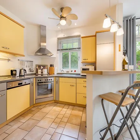 Eg - Ruegenbrise Am Wasser Mit 2 Baedern * Garz (Rugen)