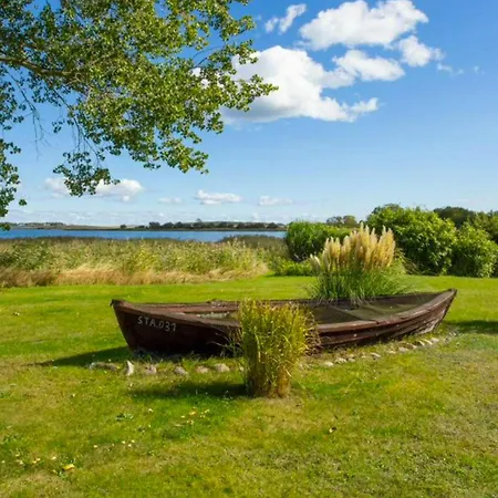 - Ruegenbrise Am Wasser Mit Steg Und Paddelboot - Alles Inklusive Apartman