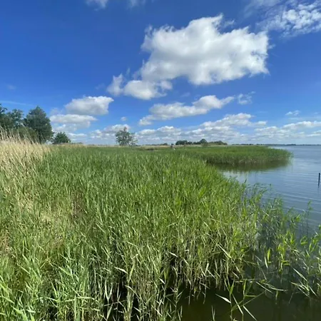 - Ruegenbrise Am Wasser Mit Steg Und Paddelboot - Alles Inklusive Apartmán *