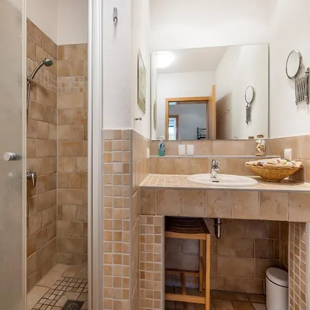 Apartamento Eg - Ruegenbrise Am Wasser Mit 2 Baedern Garz (Rugen)